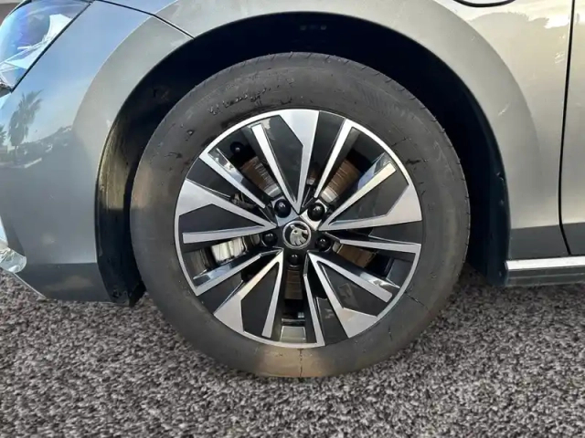 Skoda Superb combi 1.5 tsi 204 ch phev dsg6 — photo 9