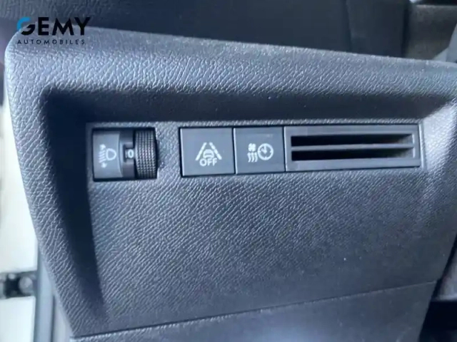 Citroën C4 e- 136 ch automatique — photo 19