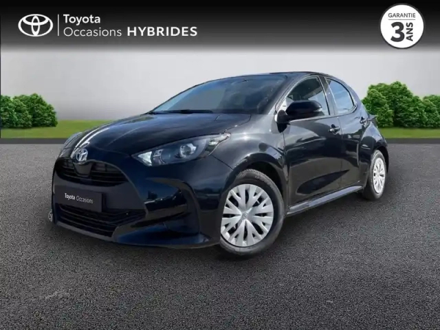 Toyota Yaris 116h dynamic 5p my22 — photo 1