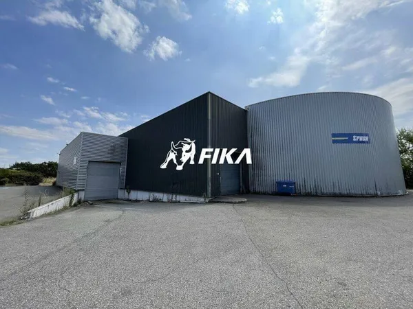 Local d'activité 1692 m²
