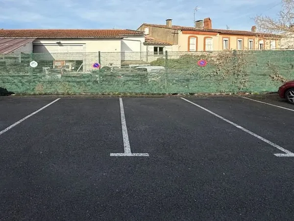Parking/Garage 12 m²