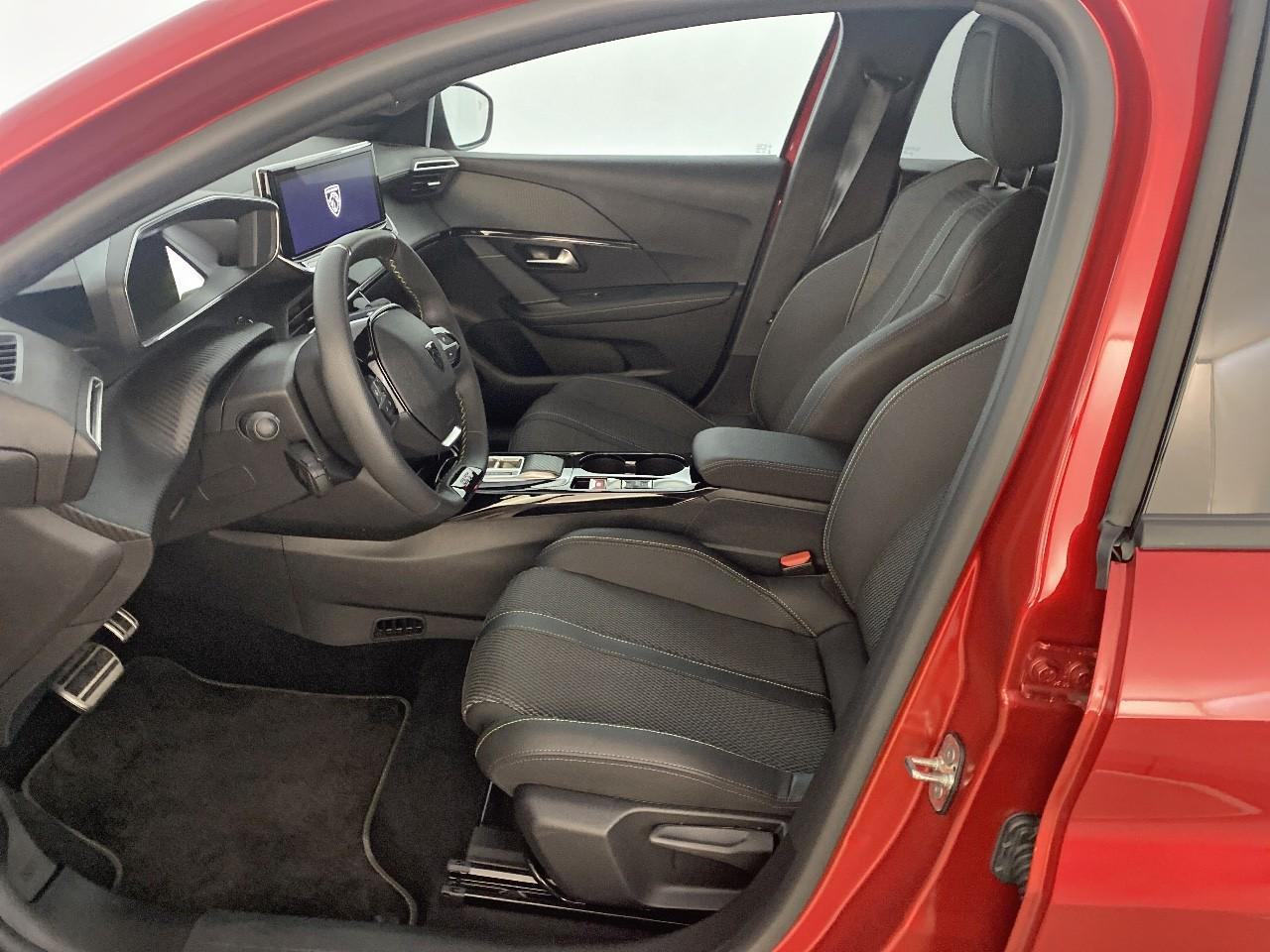Peugeot 208 hybrid 145 ch e-dcs6 gt — photo 9