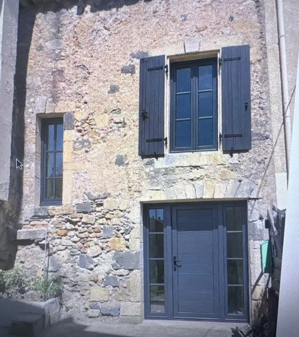 Photo 1