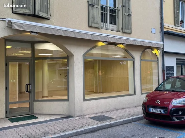 Local commercial 70m2 emplacement n°1