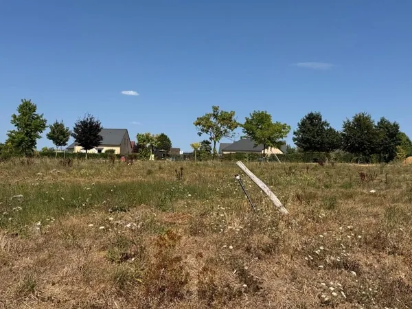 Terrain 1082 m²
