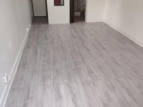Loue studio de 18 mètre carré