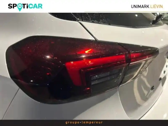 Opel Corsa 1.2 turbo 100ch gs — photo 9