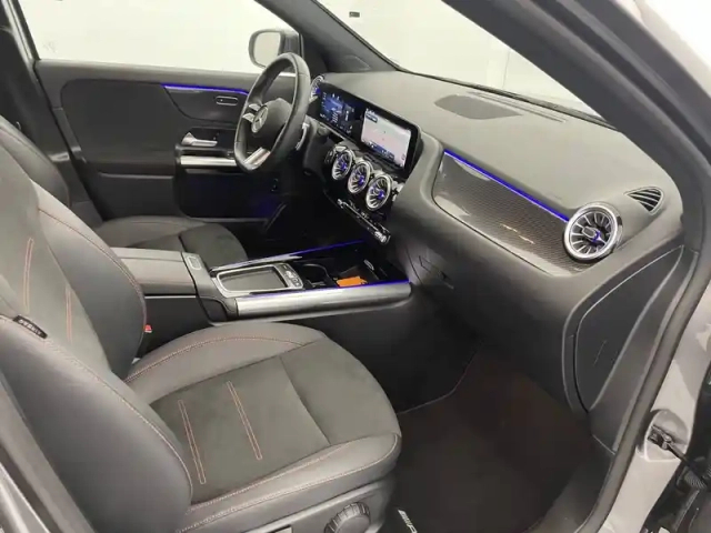 Mercedes Gla 180 d 8g-dct — photo 29