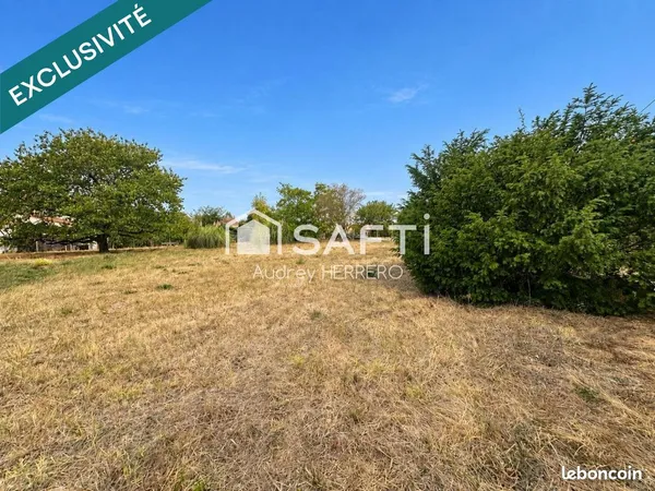 Terrain 1191 m² MONTBERON