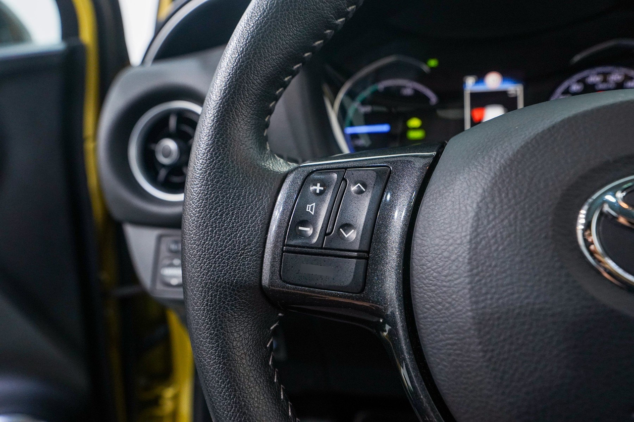 Toyota Yaris 3 — photo 21