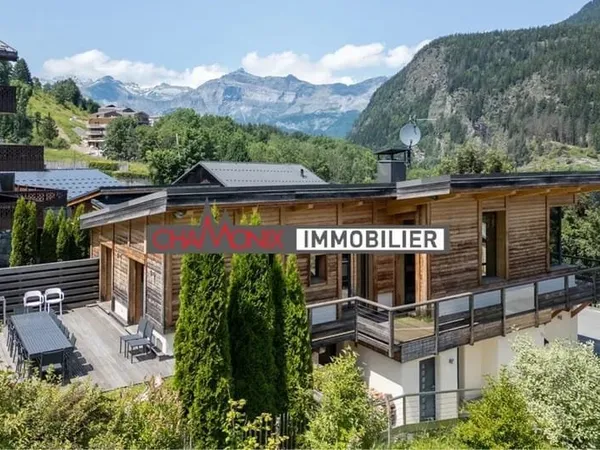 Superbe chalet meublé de 244 m² aux Houches