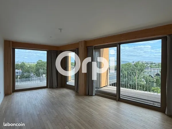 Appartement 4 pièces 87 m²