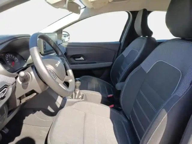 Dacia Sandero 1.0 tce 90ch journey — photo 14