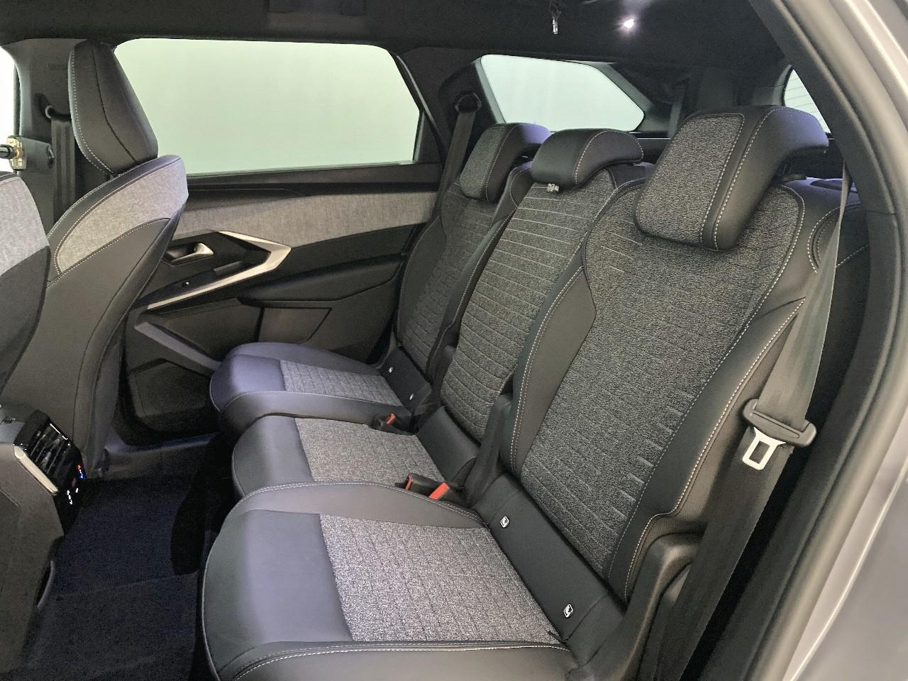 Peugeot 5008 hybrid 145 ch e-dcs6 allure — photo 10