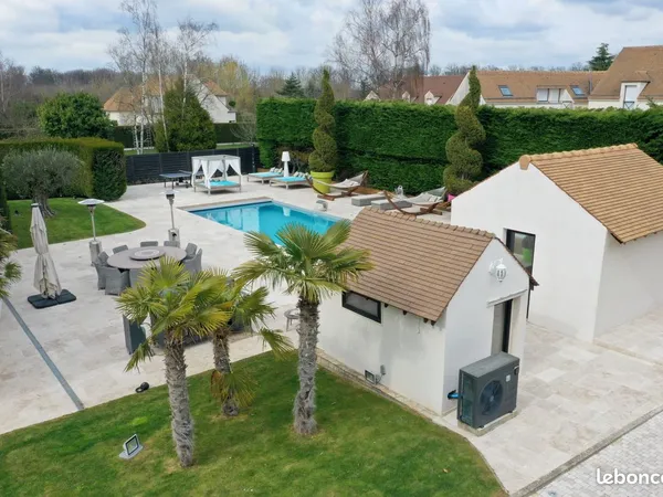 Maison de prestige avec piscine - PROCHE PARIS - Les Alluets-le-Roi