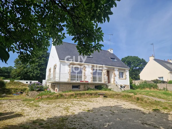 RARE ! Maison 6 chambres, piscine et 2 400 m² de terrain à 10 min de Vannes