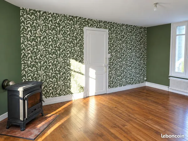À louer - Appartement 80 m² - 5 pièces - 2 chambres