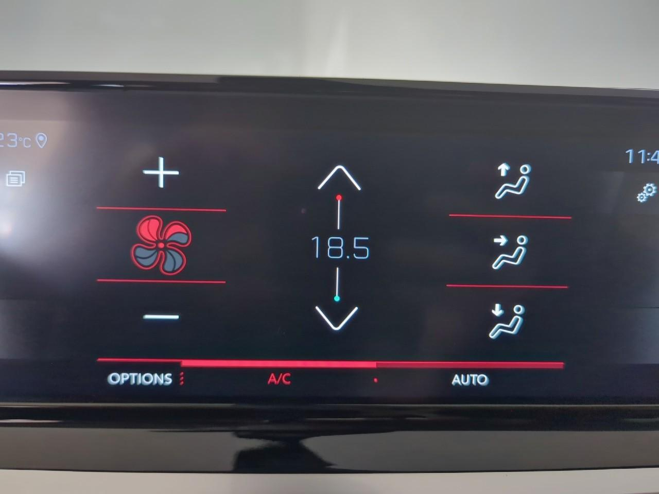 Peugeot 2008 puretech 130 s&s eat8 allure pack — photo 21