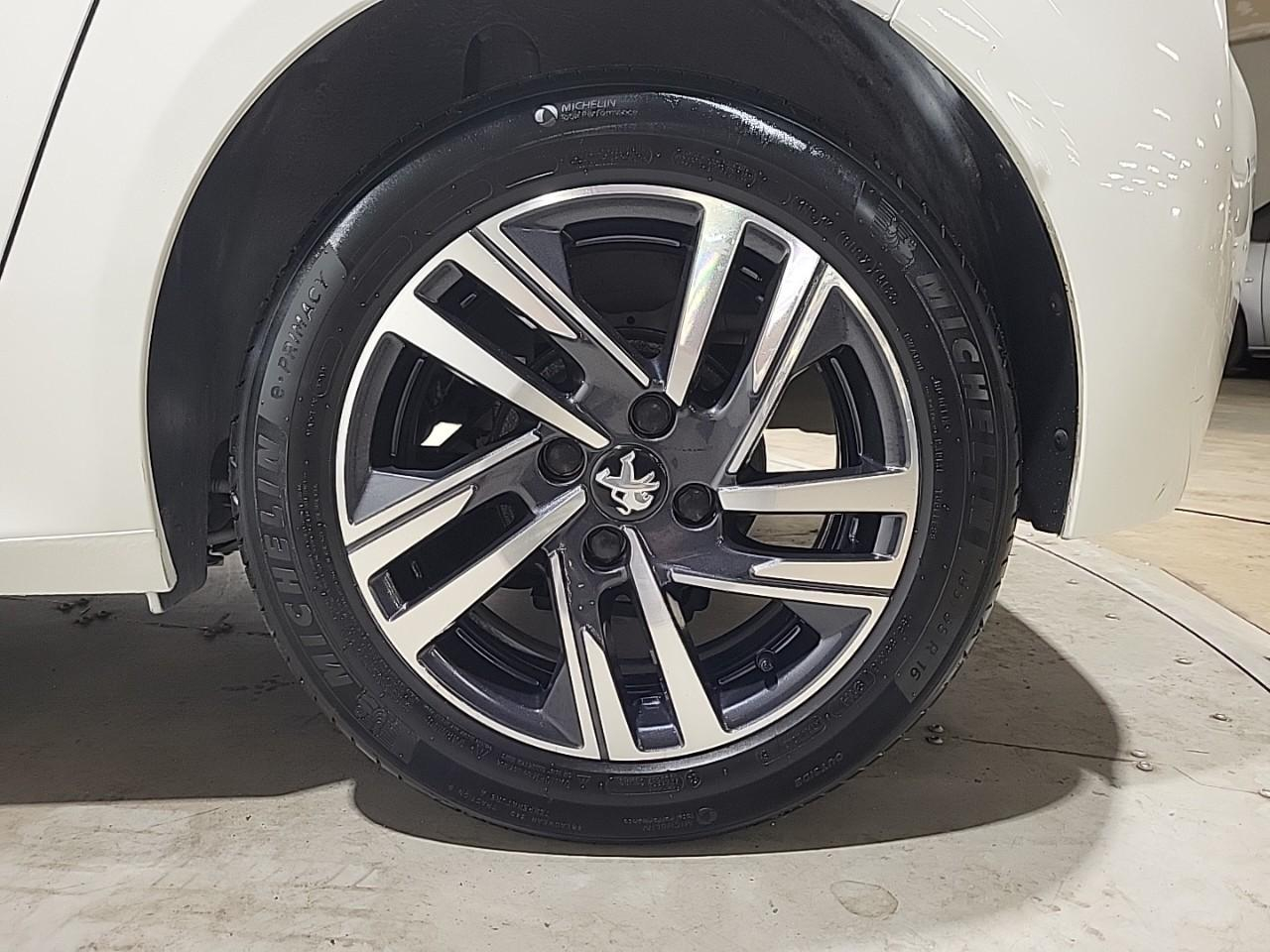 Peugeot 208 puretech 75 s&s bvm5 active — photo 16