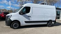 Renault Master F3500 L2H2 2.3 Blue dCi 135ch Confort Euro6 — photo 8