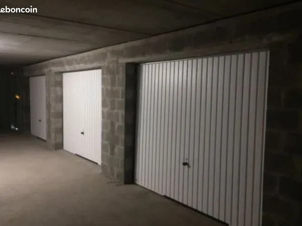 Location box voiture vitrolles