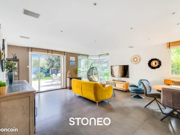 Maison 7 pièces 180 m²