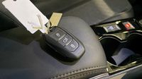 Peugeot 2008 1.2 PureTech 100ch S&S Allure — photo 16