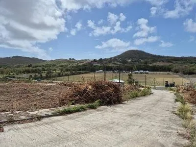 MARIN MARTINIQUE - TERRAINS VIABILISES VENDRE