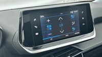 Peugeot 2008 1.2 PureTech 130ch S&S Style EAT8 — photo 13