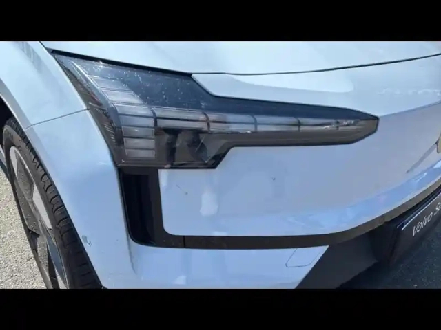 Volvo Ex30 single extended range 272ch ultra — photo 15