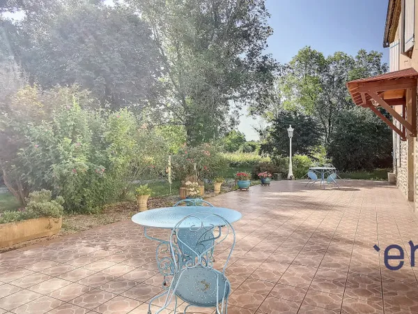 Maison de campagne 8 pièces 213 m²
