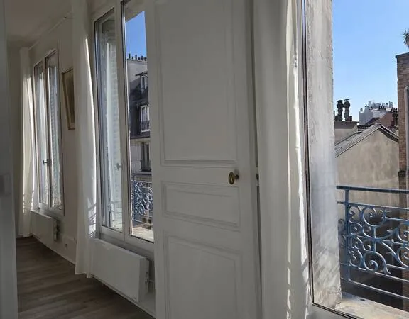 Studio 1 pièce 27 m²