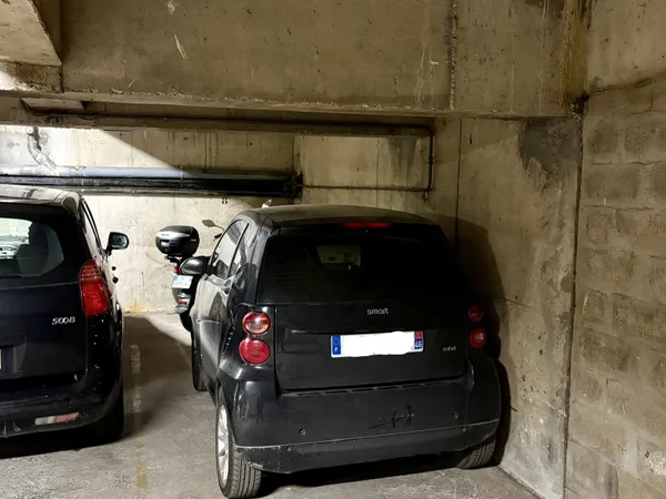 Loue parking