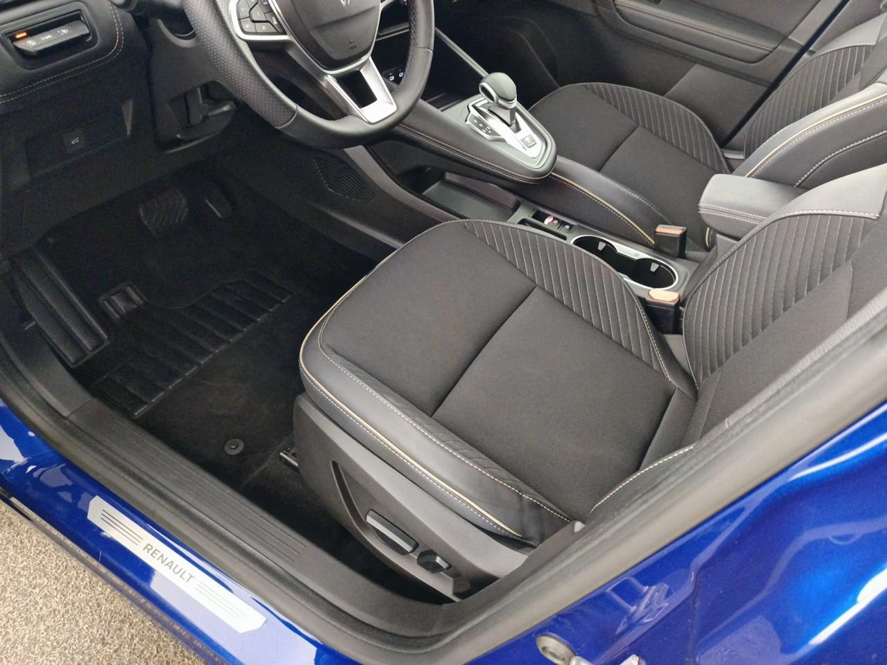 Renault Symbioz e-tech full hybrid 145 iconic — photo 21