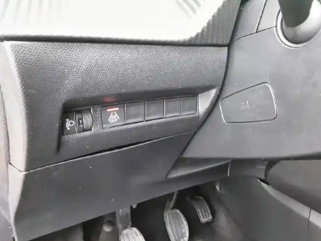 Peugeot 208 bluehdi 100 s&amp;s bvm6 — photo 20