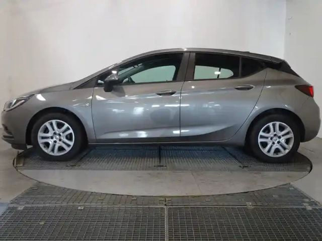 Opel Astra 1.6 d 110ch edition — photo 5