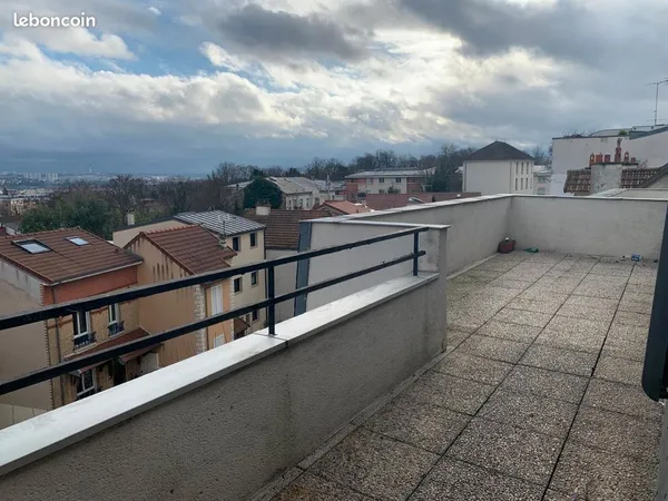 Bel appartement vue panoramique au dernier étage