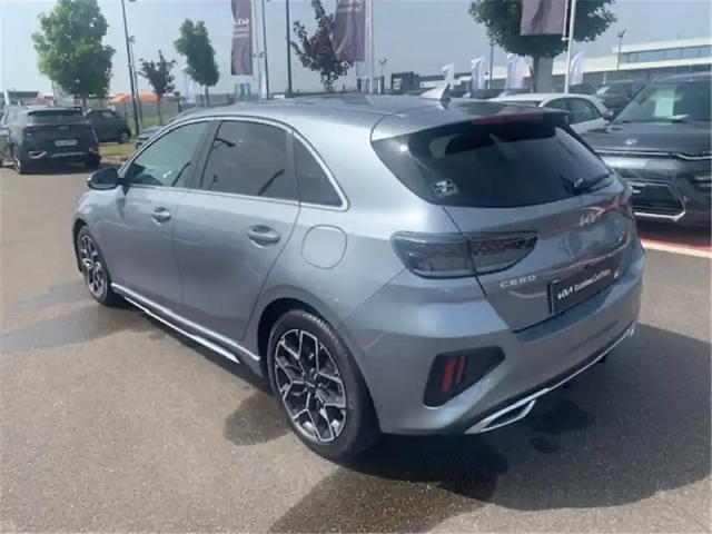 Kia Ceed 1.5 t-gdi 140 ch dct7 — photo 2
