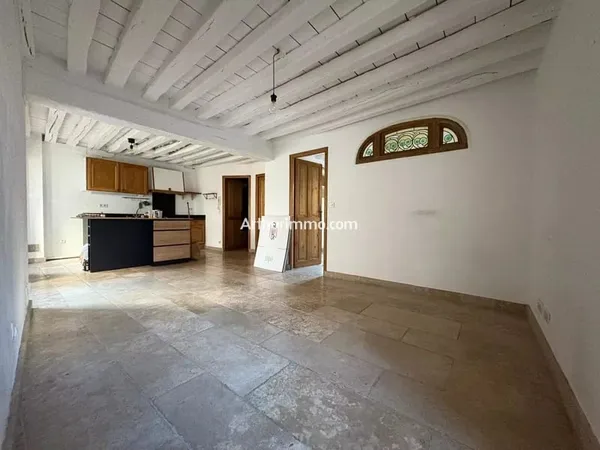 SUCY EN BRIE - CENTRE VILLE - Appartement deux pièces