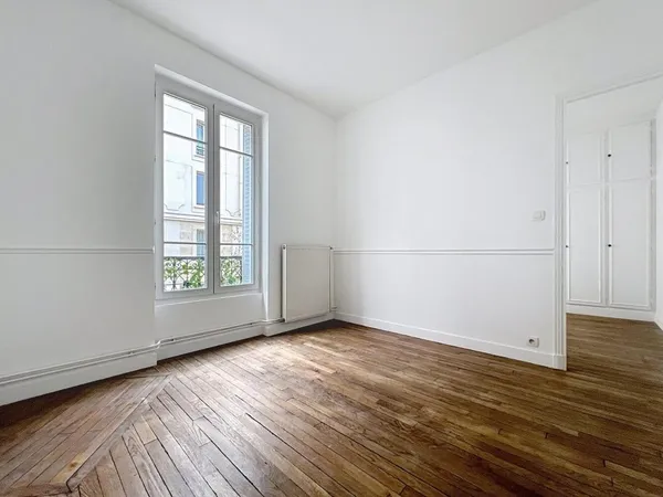 Rond point du souvenir Français : 2 pièces de 36m²