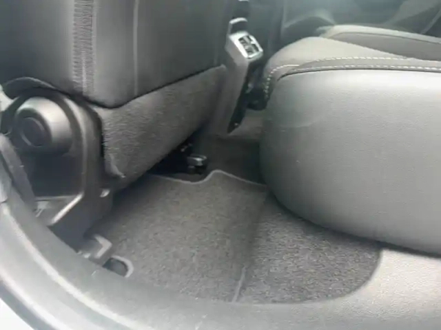 Renault Megane mégane iv berline blue dci 115 - 21b — photo 22