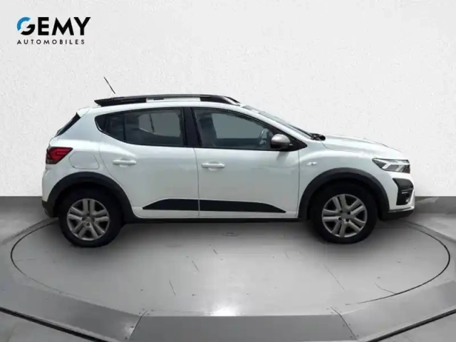 Dacia Sandero tce 110 — photo 4