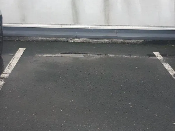 Parking 12 m²