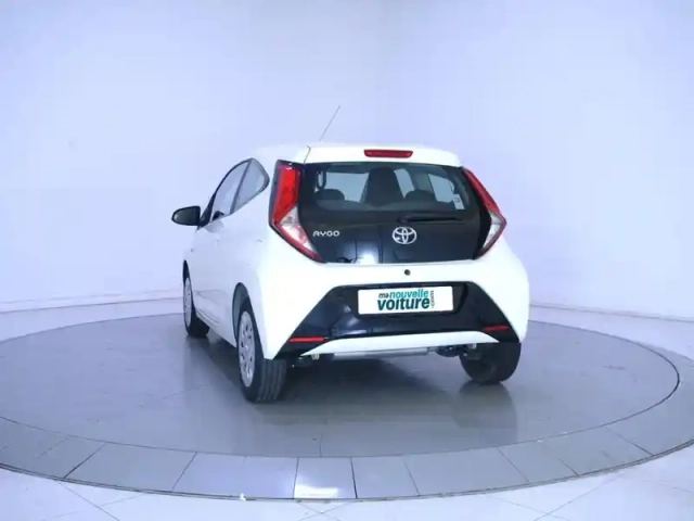 Toyota Aygo 1.0 vvt-i — photo 10