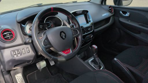 Renault Clio RS 1.6 Turbo 220 EDC6 - Trophy – 2018 – 40804 km – Essence – Boîte Automatique — photo 15