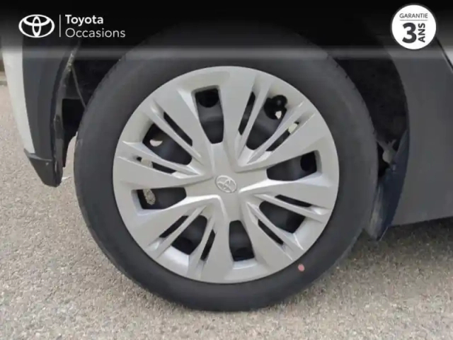 Toyota Aygo X 1.0 vvt-i 72ch dynamic my24 — photo 8