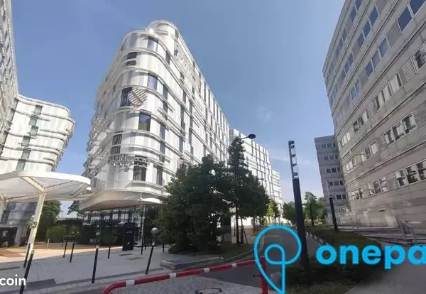 Parking/box 12 m² TREMBLAY EN FRANCE