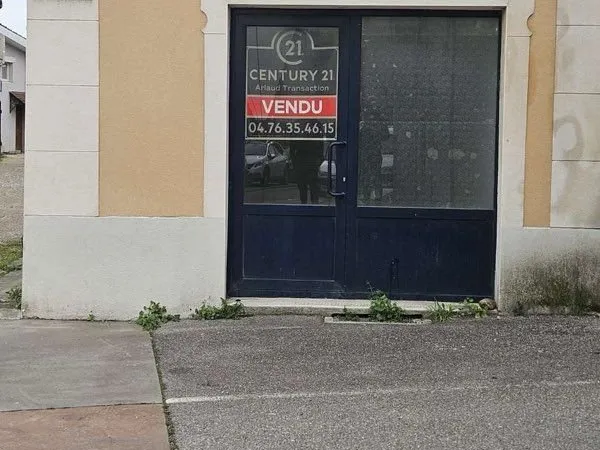 Local commercial