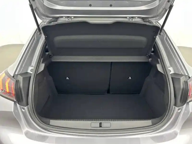 Peugeot 208 electrique 50 kwh 136ch — photo 6
