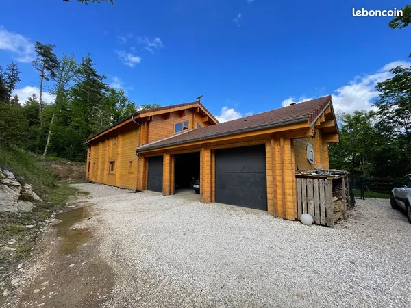 Chalet 7 pièces 257 m²